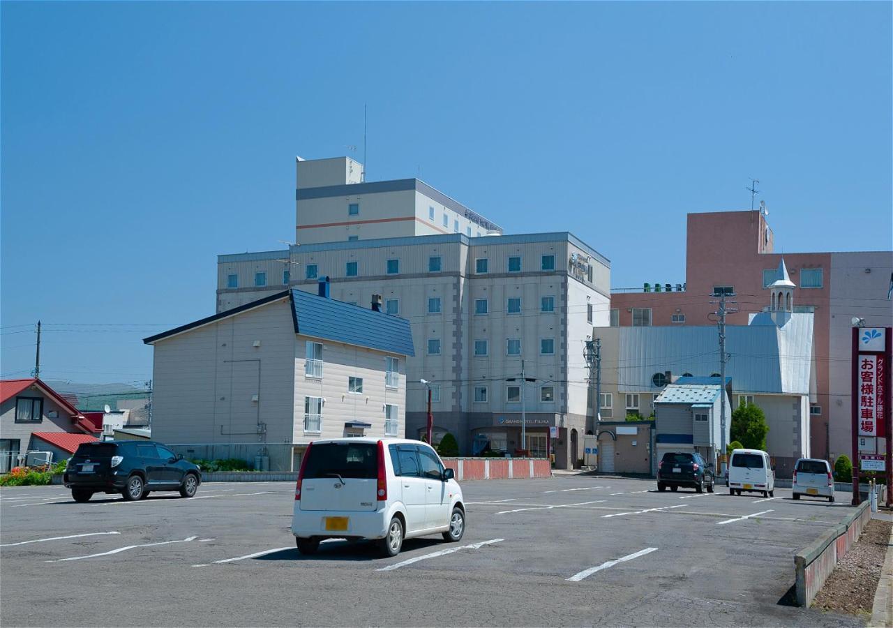 酒店 Grand Fujika 3*